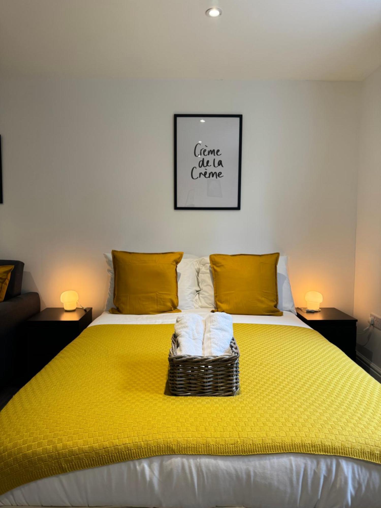 En-Suite Bedroom For Up To 4! Sofa Bed - Near Stratford London Kültér fotó