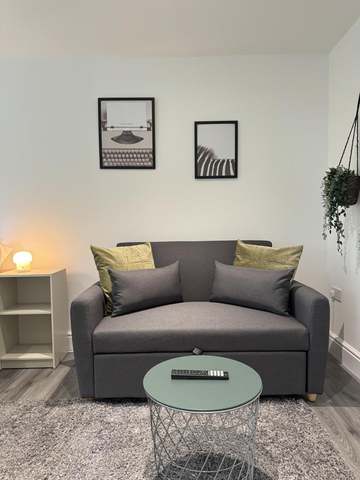 En-Suite Bedroom For Up To 4! Sofa Bed - Near Stratford London Kültér fotó