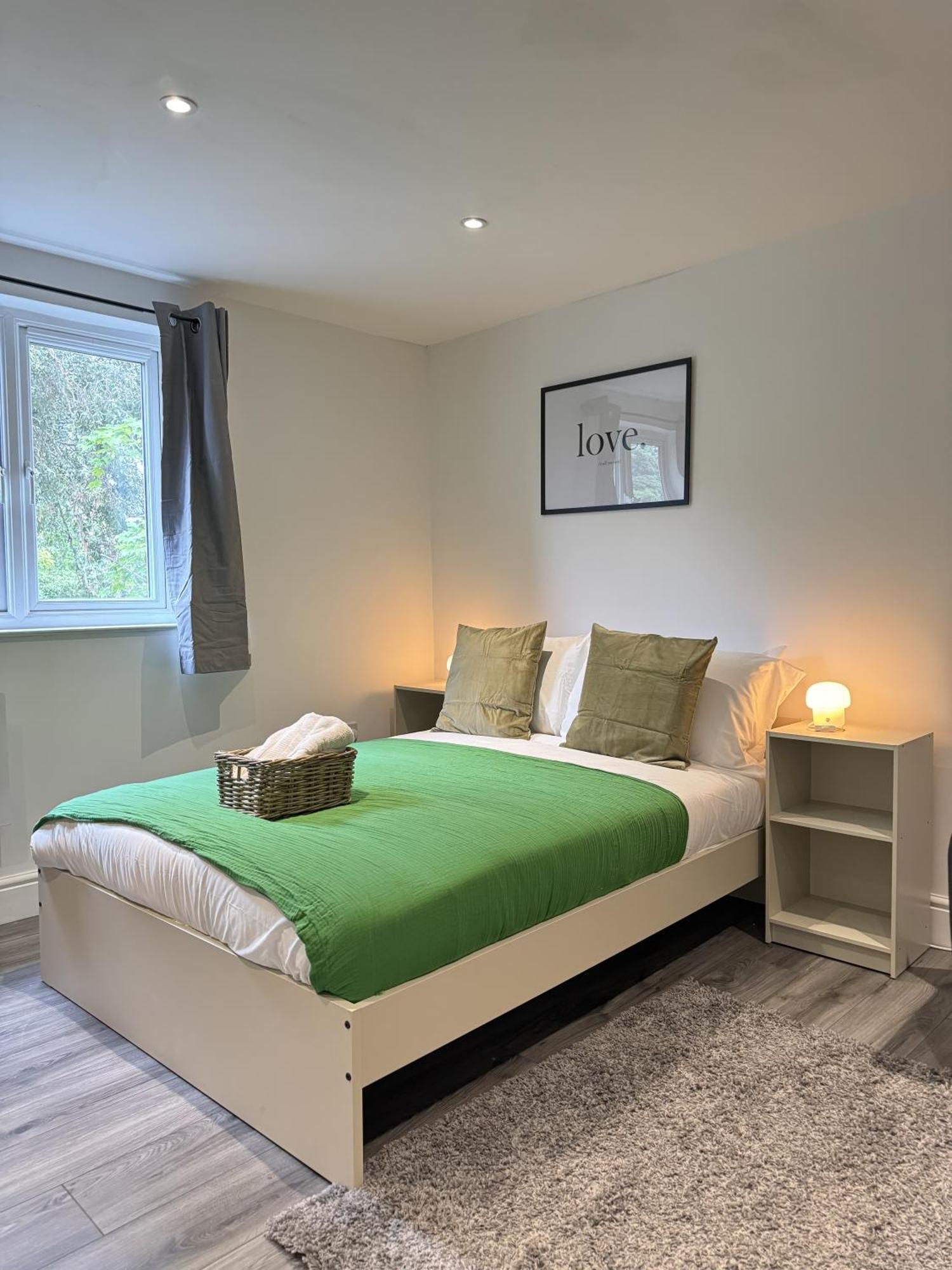 En-Suite Bedroom For Up To 4! Sofa Bed - Near Stratford London Kültér fotó