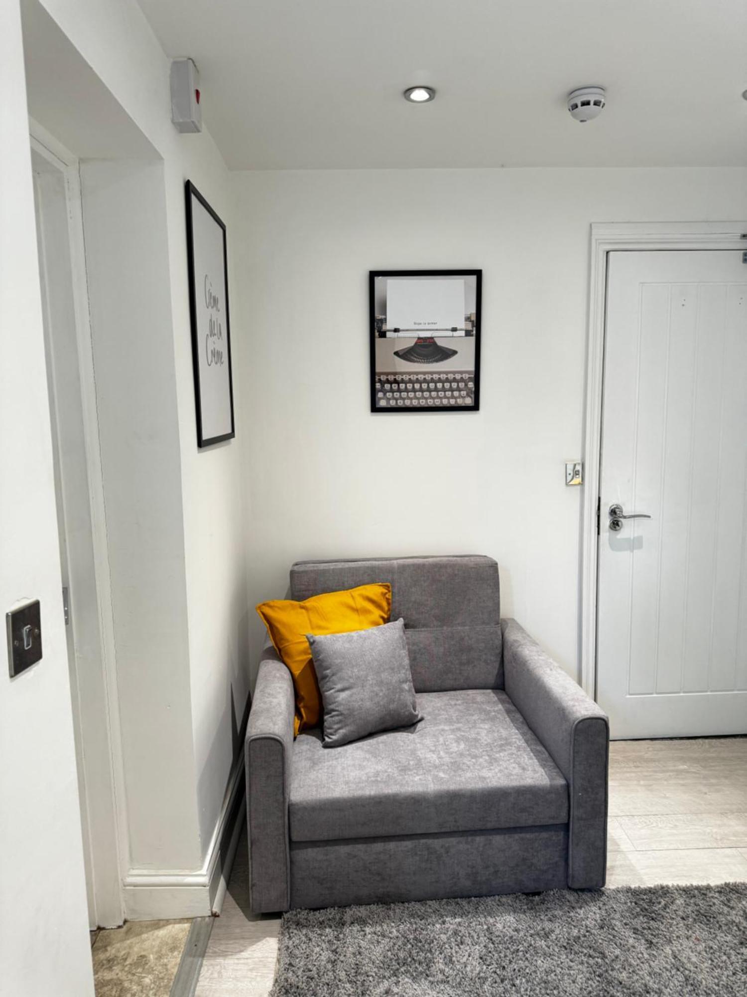 En-Suite Bedroom For Up To 4! Sofa Bed - Near Stratford London Kültér fotó