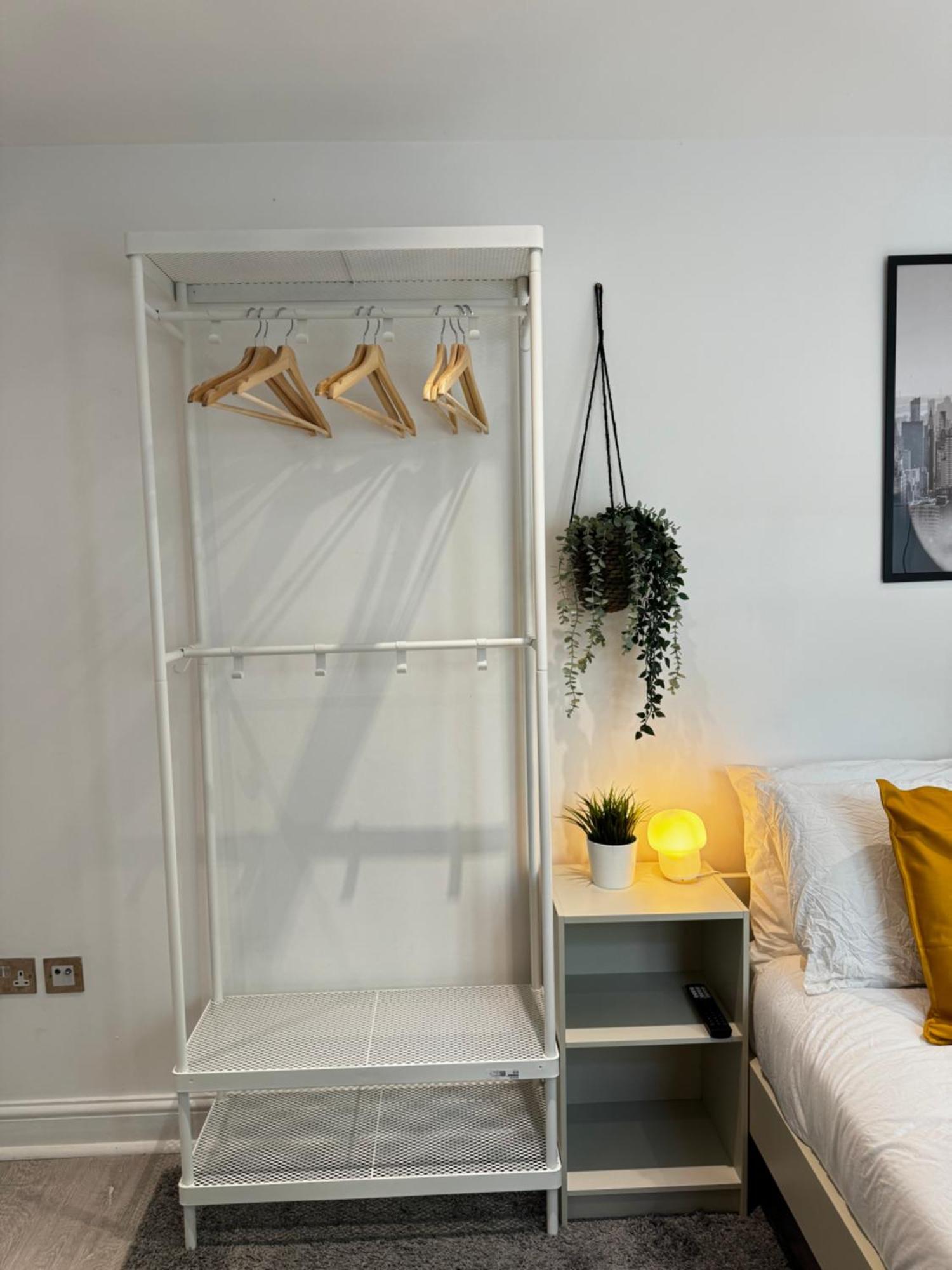 En-Suite Bedroom For Up To 4! Sofa Bed - Near Stratford London Kültér fotó