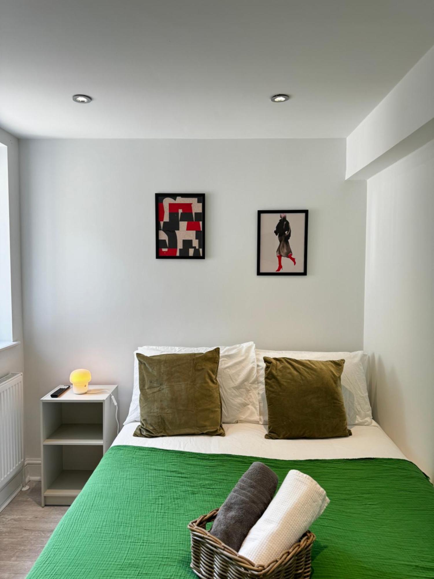 En-Suite Bedroom For Up To 4! Sofa Bed - Near Stratford London Kültér fotó