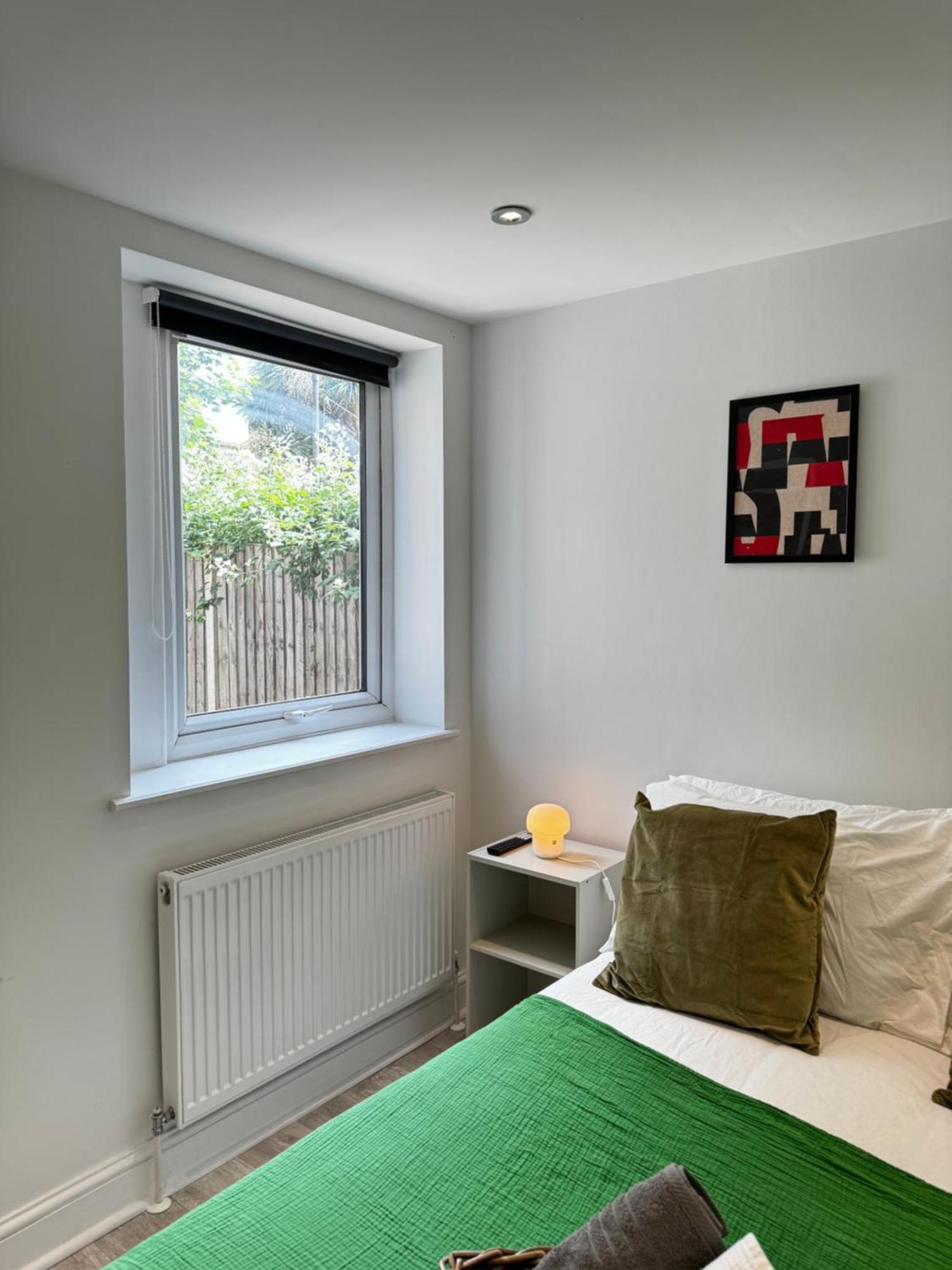 En-Suite Bedroom For Up To 4! Sofa Bed - Near Stratford London Kültér fotó